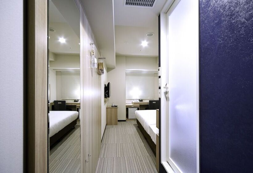 اتاق استاندارد یک نفره, Travelodge Kyoto Shijokawaramachi