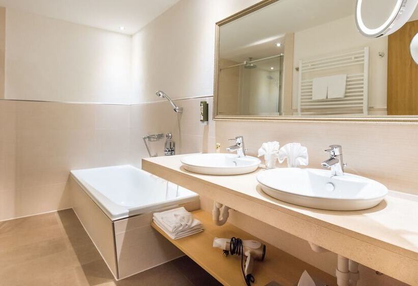 マウンテンビュースイート, Walserberg