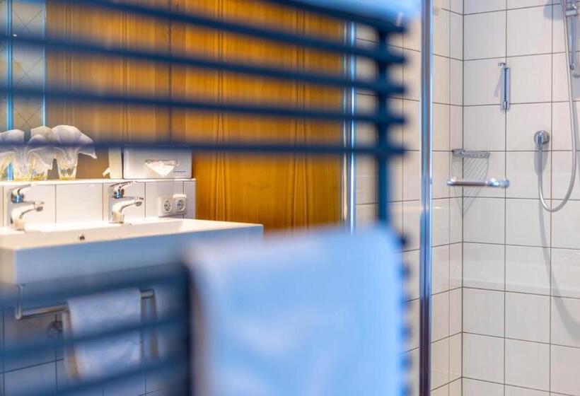 スイート（家族用）, Walserberg