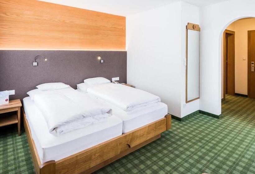 スタンダードルーム, Walserberg