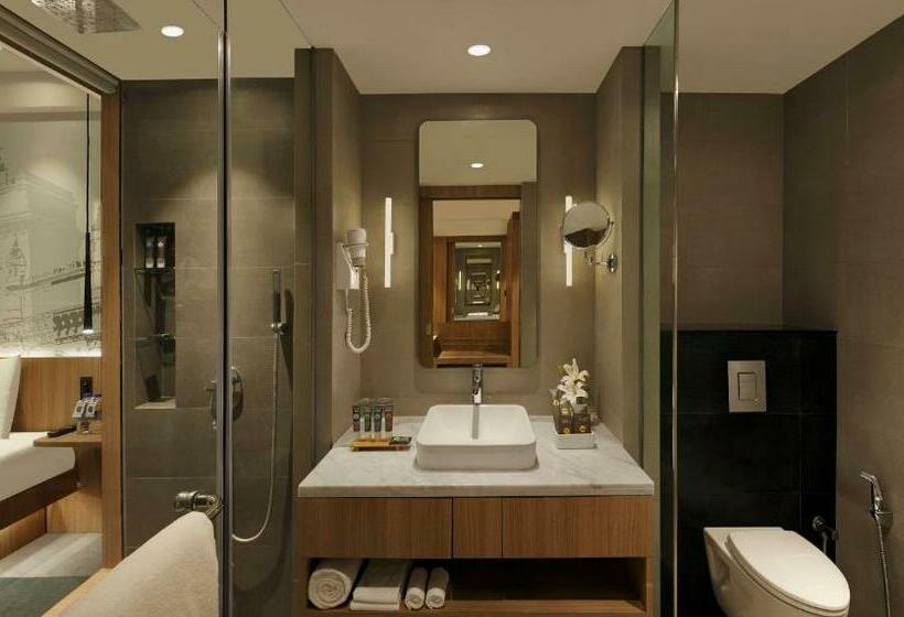 Номер Superior Вид на Море, Novotel Mumbai Juhu Beach