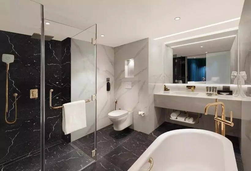 سوئیت اجرایی با تخت کینگ, Novotel Mumbai Juhu Beach