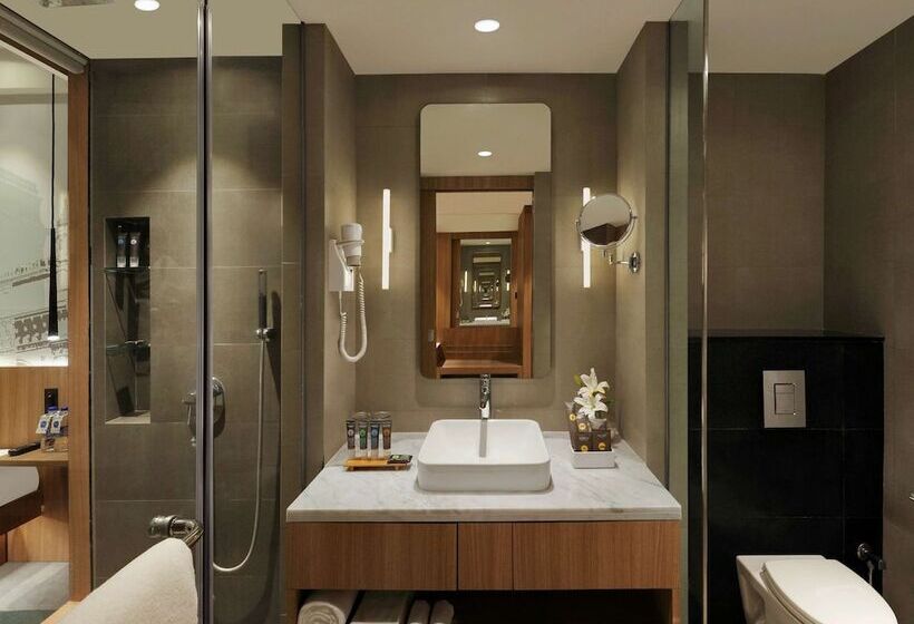 Номер Премиум, Novotel Mumbai Juhu Beach