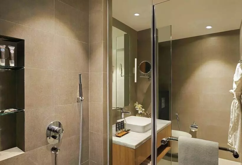 اتاق پرمیوم, Novotel Mumbai Juhu Beach
