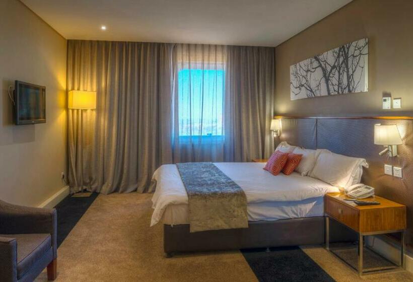 اتاق استاندارد, Rainbow Towers Hotel And Conference Centre