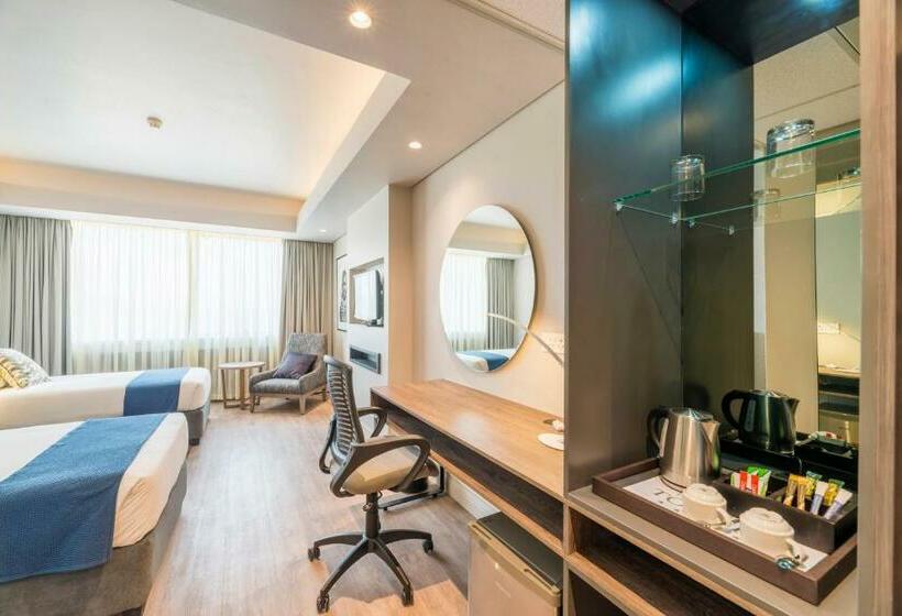 اتاق استاندارد, Rainbow Towers Hotel And Conference Centre