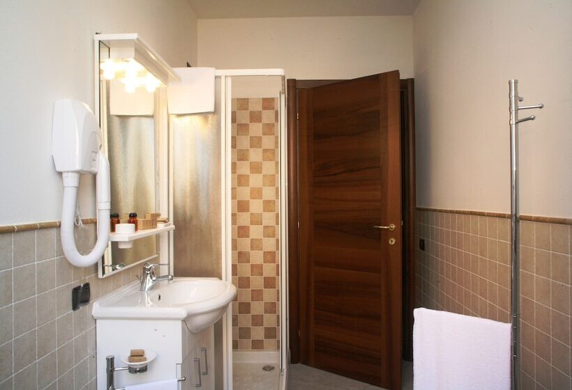 דירת חדר, Residence Arianna