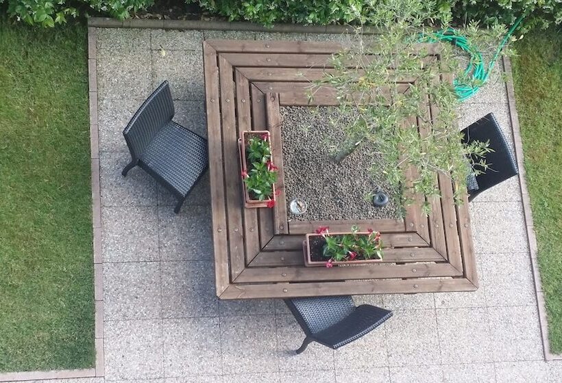 דירת חדר, Residence Arianna