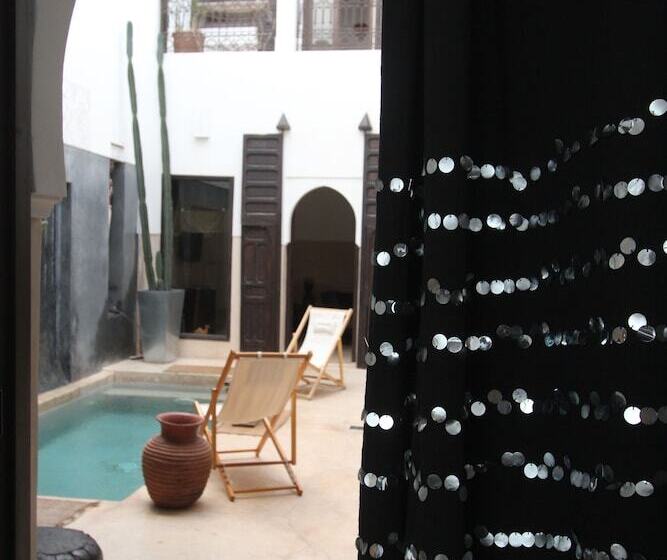 سوییت جونیور, Riad Dar Massai
