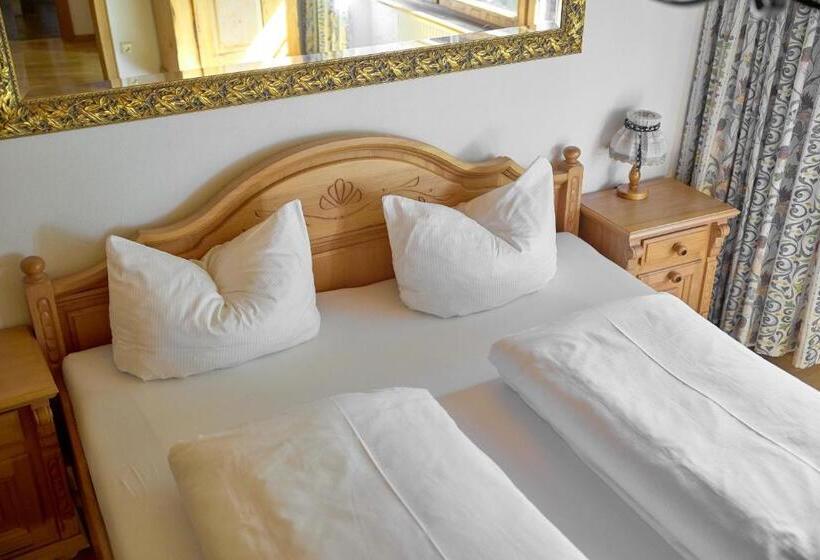 1 Bedroom Apartment Mountain View, Alt Montafon Hotel Appartements By Pferd Auf Wolke