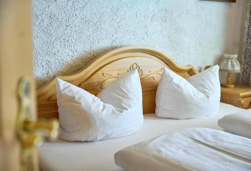 1 Bedroom Apartment Mountain View, Alt Montafon Hotel Appartements By Pferd Auf Wolke