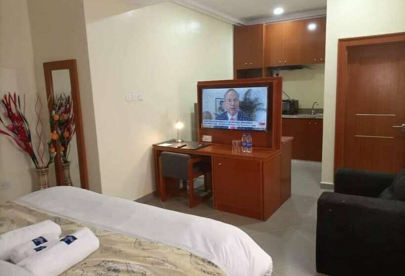 استودیو ساده, Continent Hotel Akure