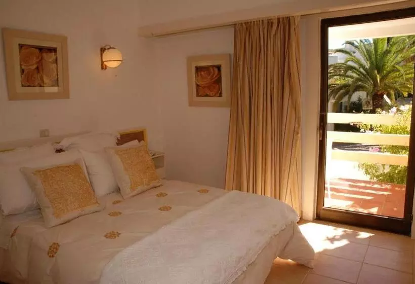 ویلا دلوکس 2 خوابه, Capitalmoura Mouragolf Village