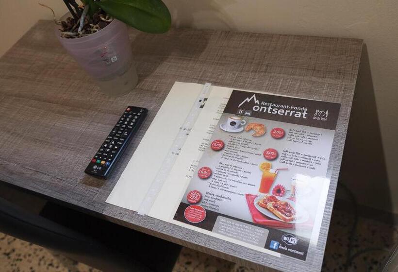 اتاق استاندارد یک تخته با سرویس بهداشتی مشترک, Hostal Fonda Montserrat