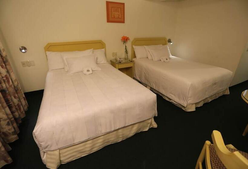 Номер Стандарт, Plaza Mayor