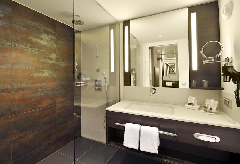 غرفة ديلوكس مطلة على المدينة, Atlantic Congress Hotel Essen