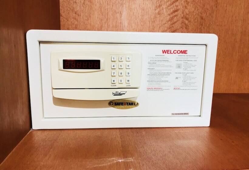 اتاق استاندارد, Baires House