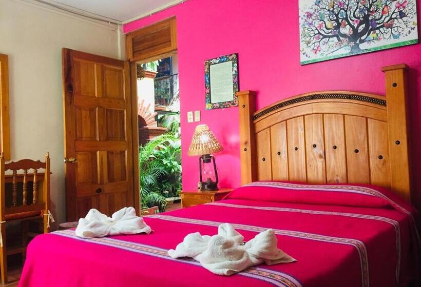 غرفة قياسية مزوَّدة بشُرفة, Cazomalli Oaxaca