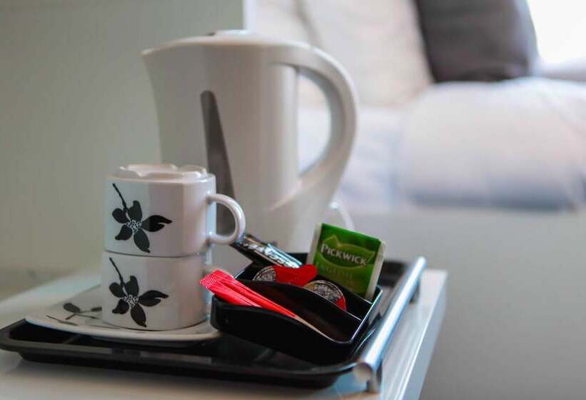 غرفة إقتصادية سرير مزدوج, Cc