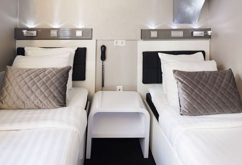 غرفة قياسية, Cc