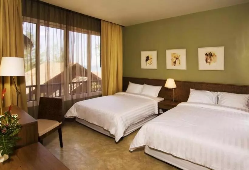 سوییت خانوادگی, Centara Chaan Talay Resort And Villas Trat