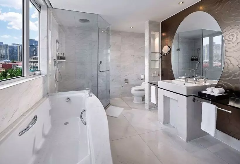 Deluxe-sviitti, Gehua New Century Hotel Beijing
