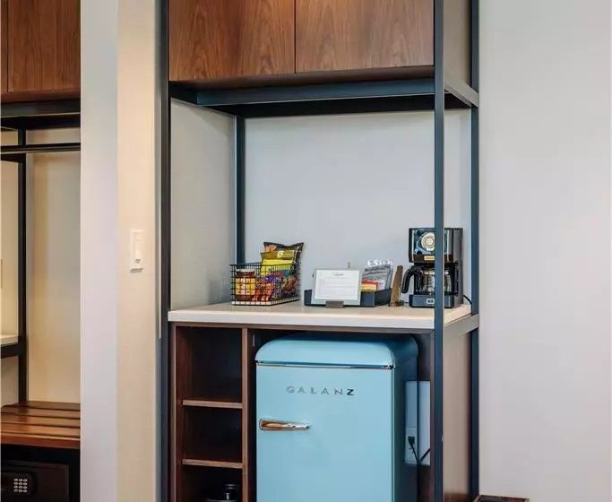 Deluxe Suite King Bed, Hilton Beijing Capital Airport