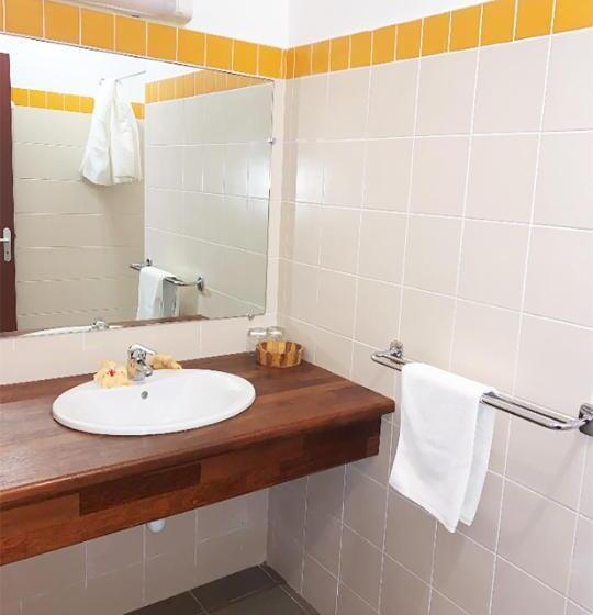 استودیوی سوپریور, Oasis De Kiamu