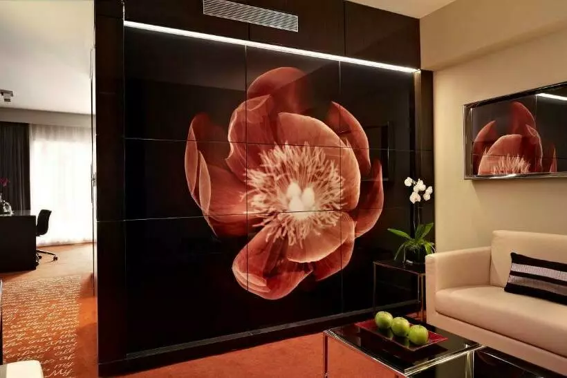 Perhestudio, Park Plaza London Westminster Bridge