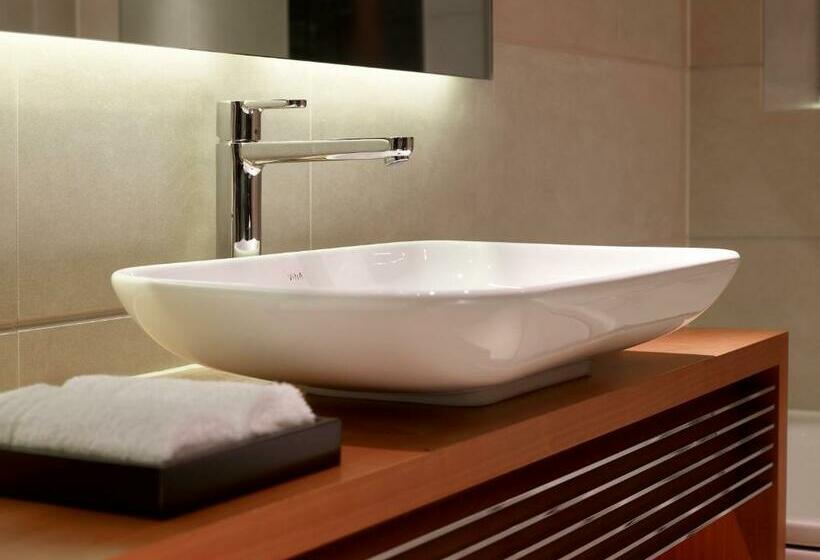 Люкс 2 Спальни, Park Plaza London Westminster Bridge