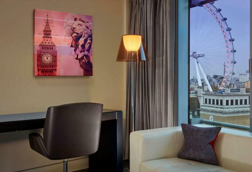 스탠다드 스튜디오 (전망), Park Plaza London Westminster Bridge