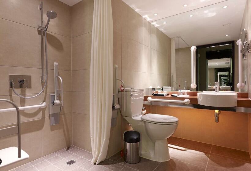 장애인을 위한 수피리어 룸, Park Plaza London Westminster Bridge