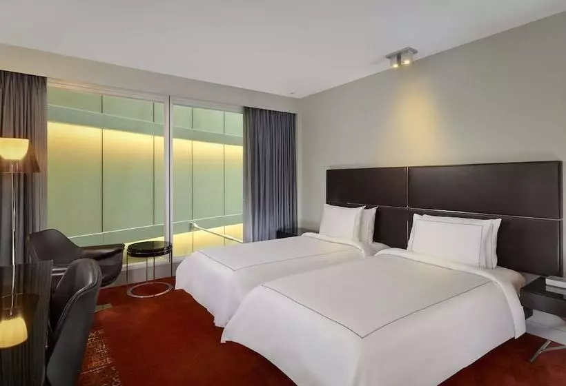 2 Bedroom Suite with Terrace, Park Plaza London Westminster Bridge