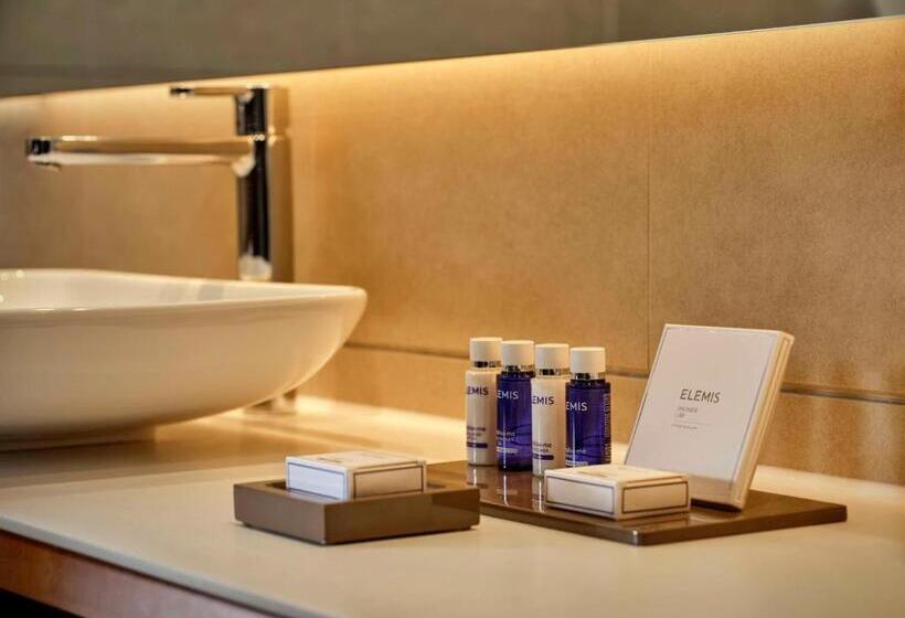 Люкс 2 Спальни, Park Plaza London Westminster Bridge