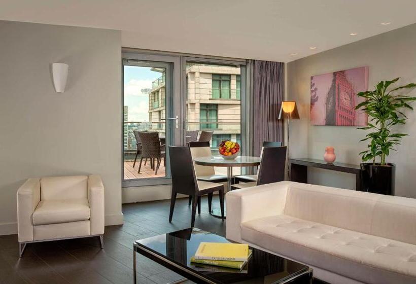 Люкс 2 Спальни, Park Plaza London Westminster Bridge