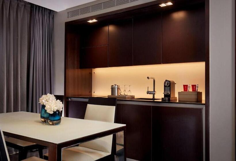 2 Bedroom Suite with Terrace, Park Plaza London Westminster Bridge