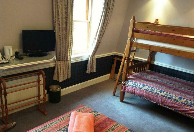 חדר משפחתי, Rathan House   The Eskbank