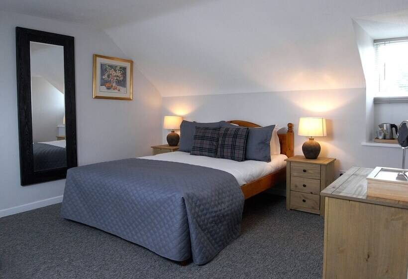 스탠다드 룸, The George At Nunney