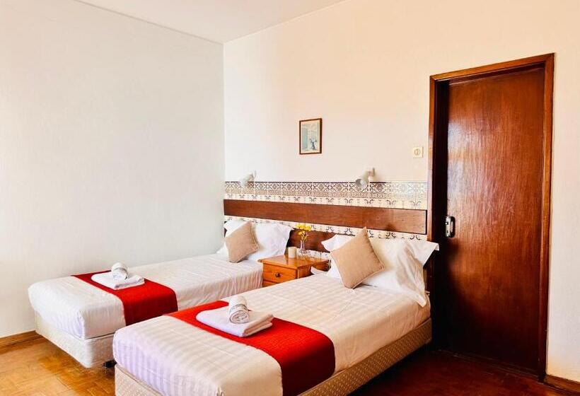 غرفة قياسية داخلية, Vila Bela