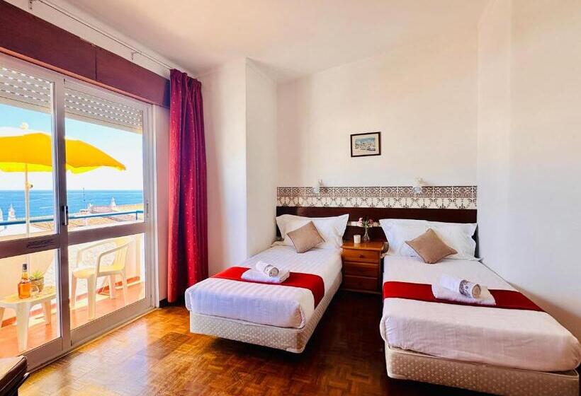 غرفة ديلوكس ثلاثية مطلة على البحر, Vila Bela