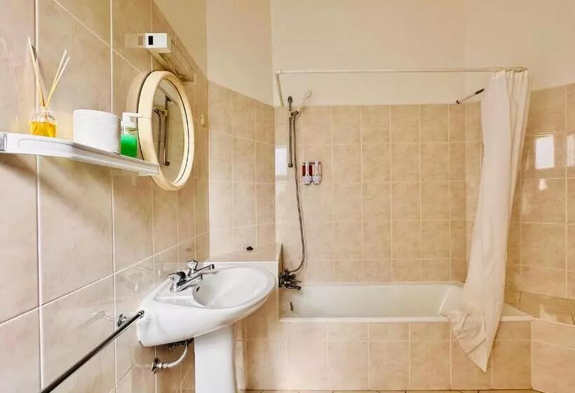 اتاق لوکس, Vila Bela
