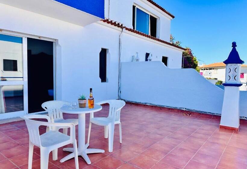 غرفة قياسية ثلاثية مزودة بتراس, Vila Bela