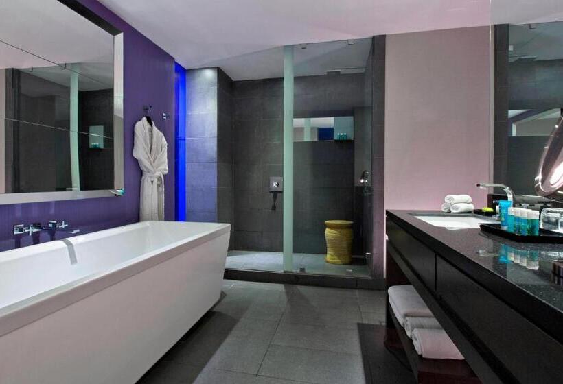 חדר סטנדרט עם מיטת קינג, W Santiago