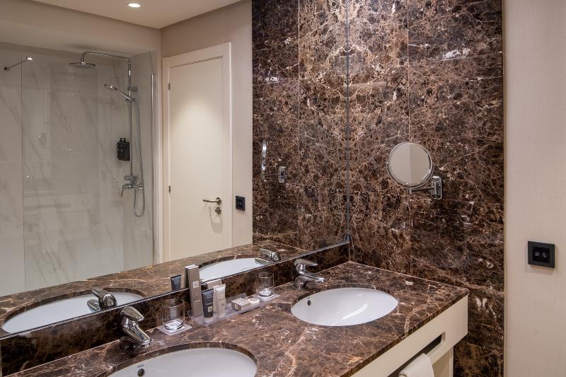 带城市景观的标准间, W Santiago