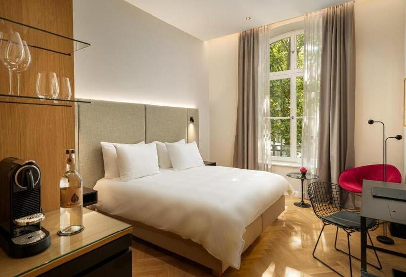 高级大房间, Esplanade Saarbrucken