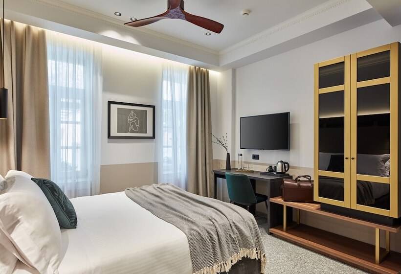 اتاق سوپریور, λιθεία Lithia