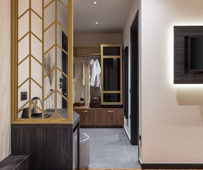 اتاق لوکس, λιθεία Lithia