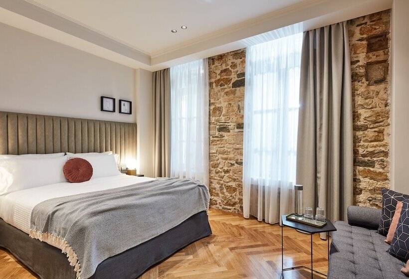 اتاق لوکس, λιθεία Lithia