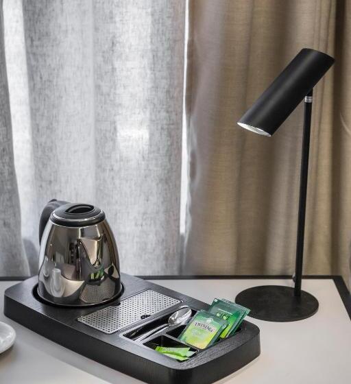 Номер Стандарт, Royalty Hotel Athens