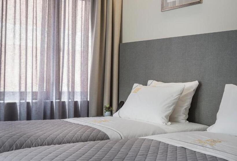 Номер Superior с Балконом, Royalty Hotel Athens